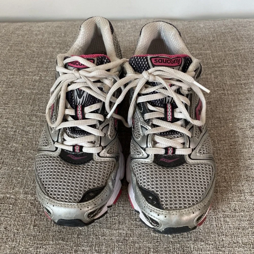 Saucony Womens Grid Stratos‎ 5 Sneakers 7.5 Running Athletic Shoes Silver Pink